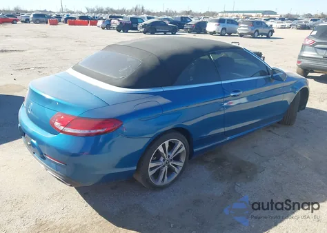 2018 Mercedes-Benz C 300 z USA, uszkodzony, nr VIN WDDWK4JB4JF617868